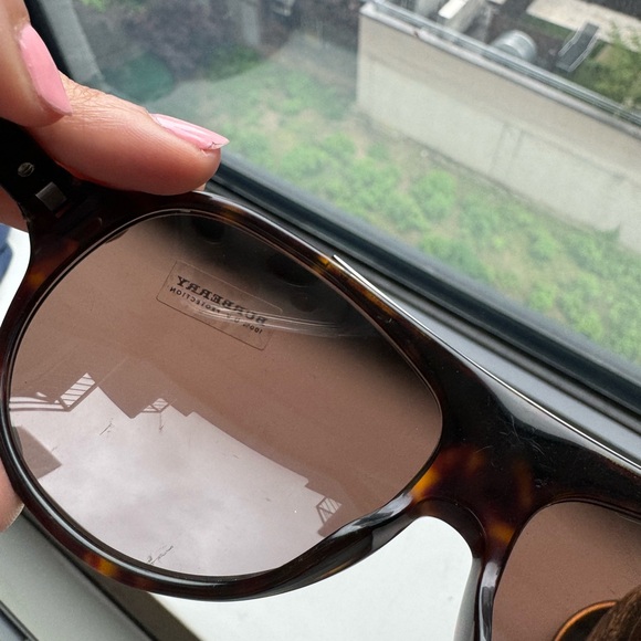 AUTHENTIC VINTAGE BURBERRY SUNGLASSES 🌞 - Picture 13 of 13